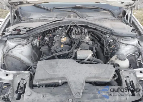 2012 BMW 328I из США, поврежденный, VIN WBA3A5G52CNP17495